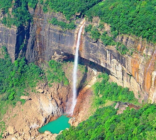 3D Budget Meghalaya Tour